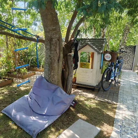 Angelina Ла-Боль-Эскублак