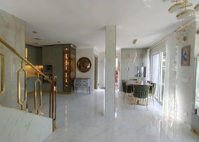 Angelina La Baule-Escoublac